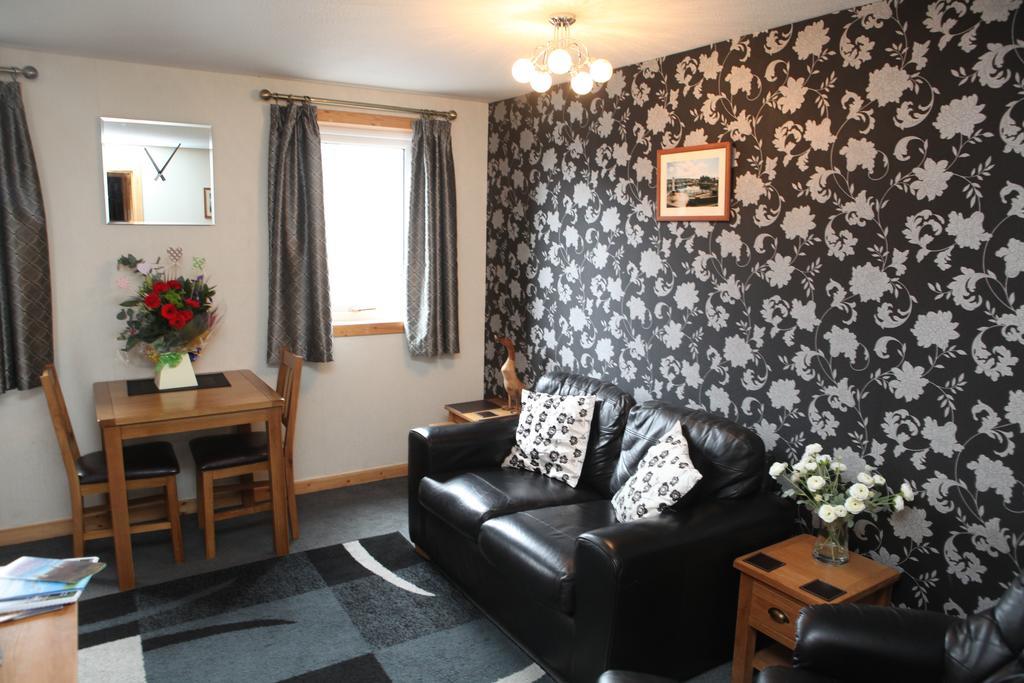 Castleyards Apartment 1 Керквол Екстериор снимка